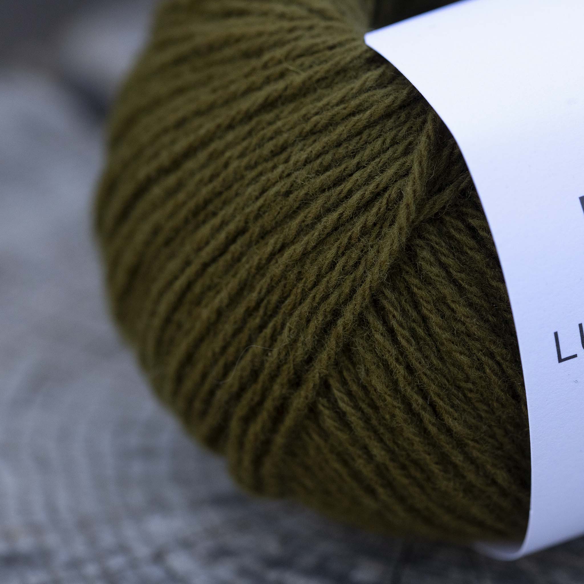Lun Merino Grønn oker (8790) mezgimo siūlai - Image 3